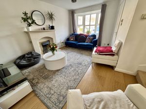 Lounge- click for photo gallery